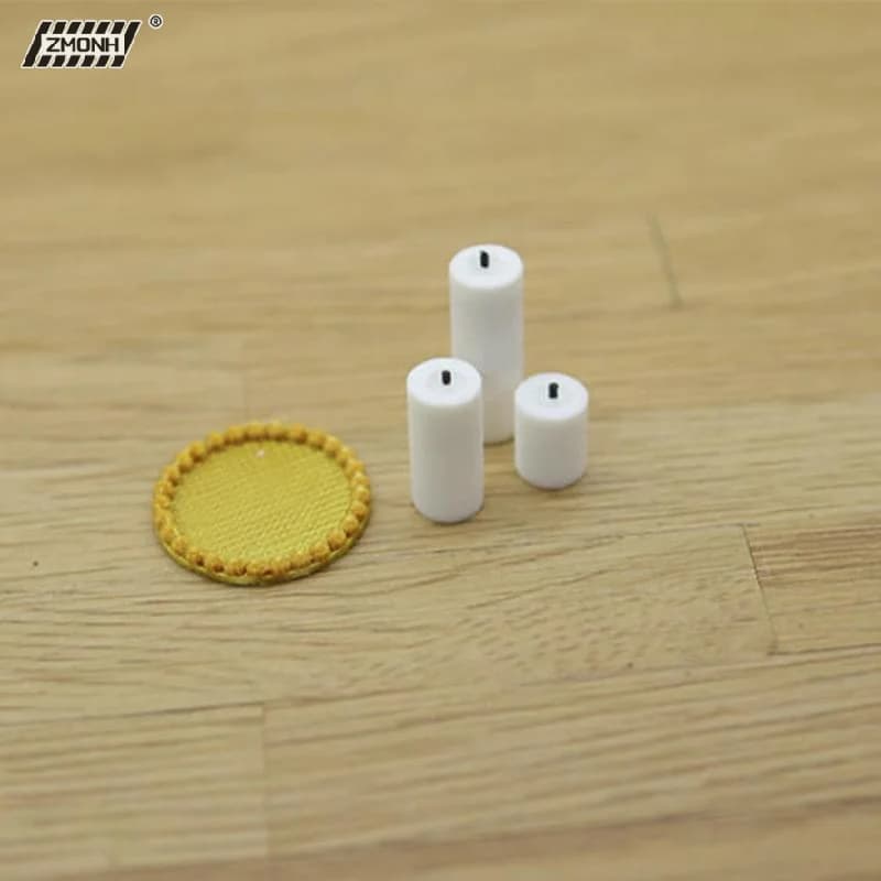 Set di 4 Mini Candele Bianche e Vassoio in Miniatura 1:12 per Casa delle Bambole, Decorazione Natalizia