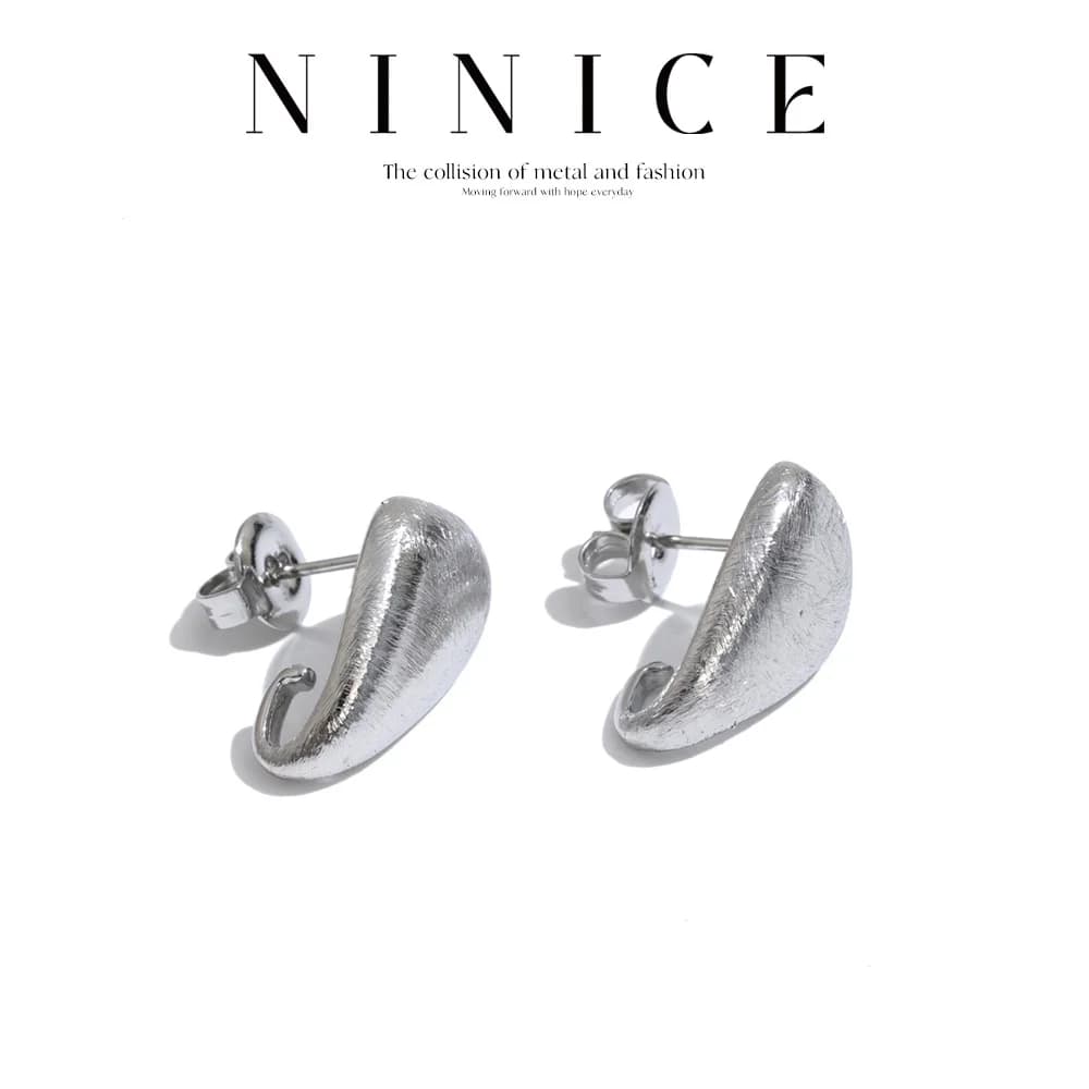 NiNice Stainless Steel Stud Earrings for Women Triangle Geometric 18K Golden PVD Plated Daily Versatil Jewelry Gift