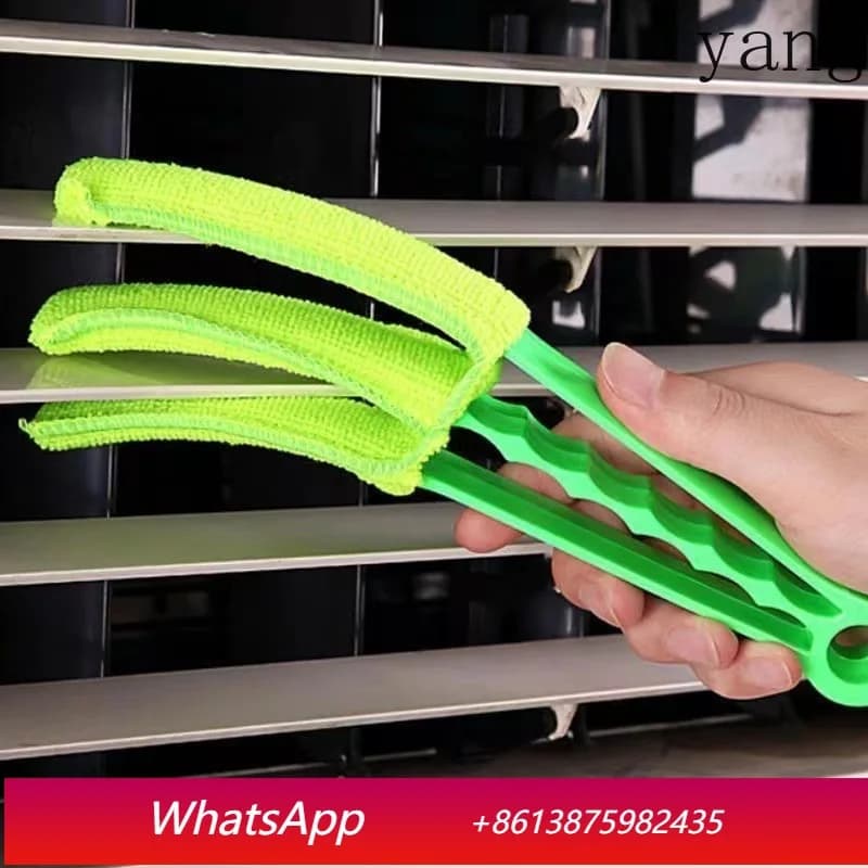 LH air conditioning outlet grid cleaning brush, tool for cleaning shutters, removable and usable for dust removal.