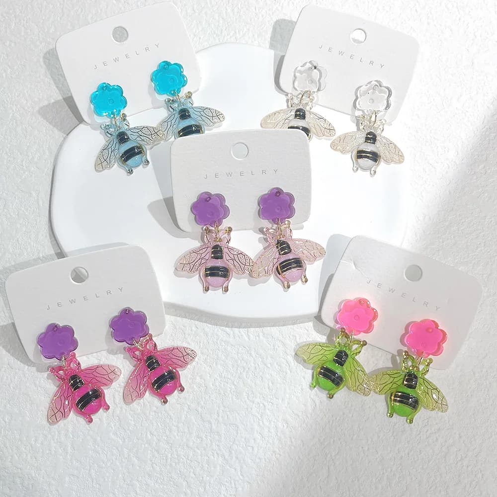 Simpatici orecchini a bottone con ape simulata, orecchini ad ago in argento abbinati ai colori da donna