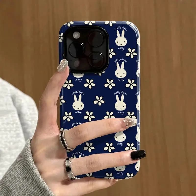 Custodia per telefono Miffy per iPhone 17 Pro Max, cover floreale con coniglietto carino per iPhone 16/15 Pro/14, antiurto, design all-over, regalo trendy per donna