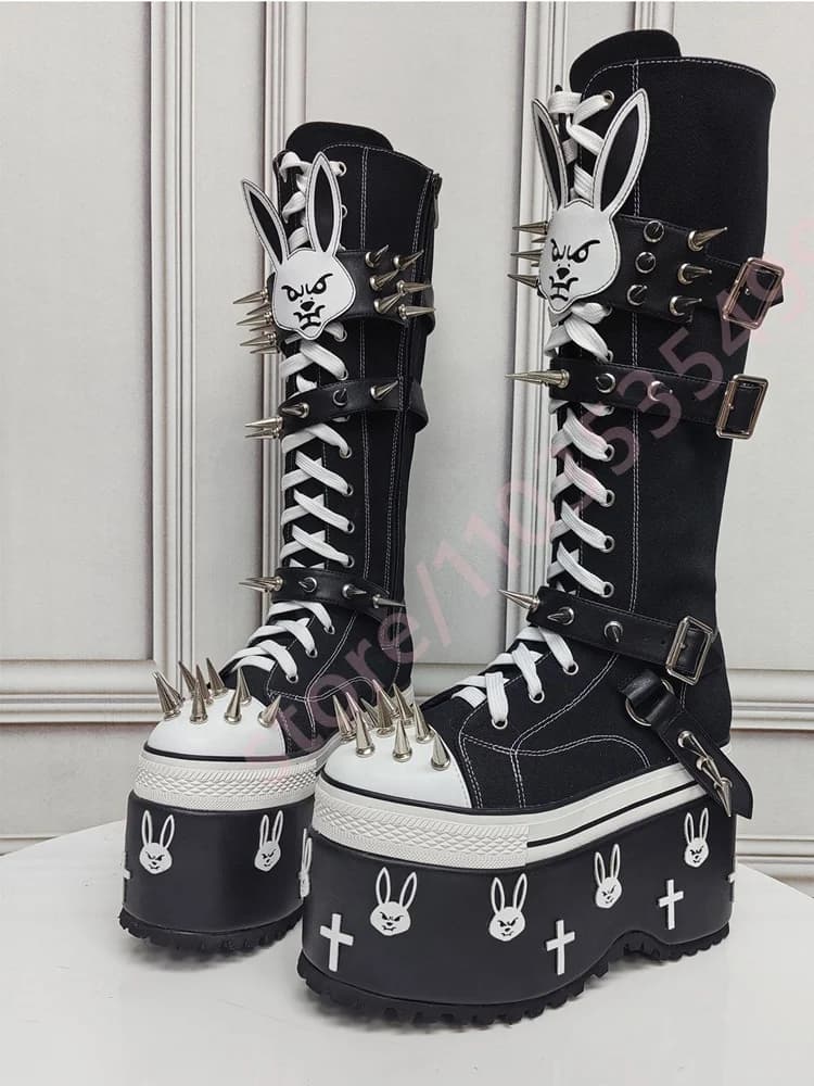 Canvas boots with thick sole and rabbit-shaped studs, New 2026, with belt buckle, Round Rock Y2K style, from motorcycle, fashionable, for parties, casual, gothic, from stage