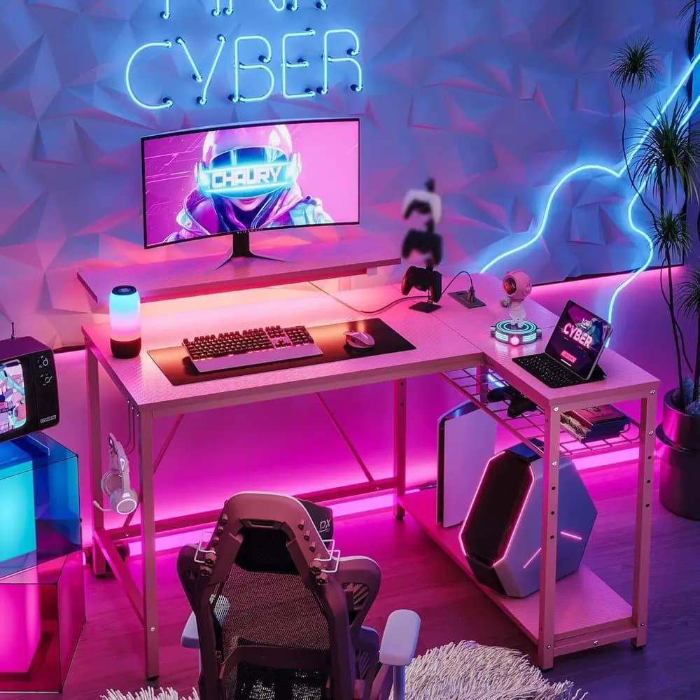 Scrivania per computer rosa con prese di corrente, piccola scrivania da gaming con 42 LED e ripiani reversibili, scrivania a forma di L con set di ganci.