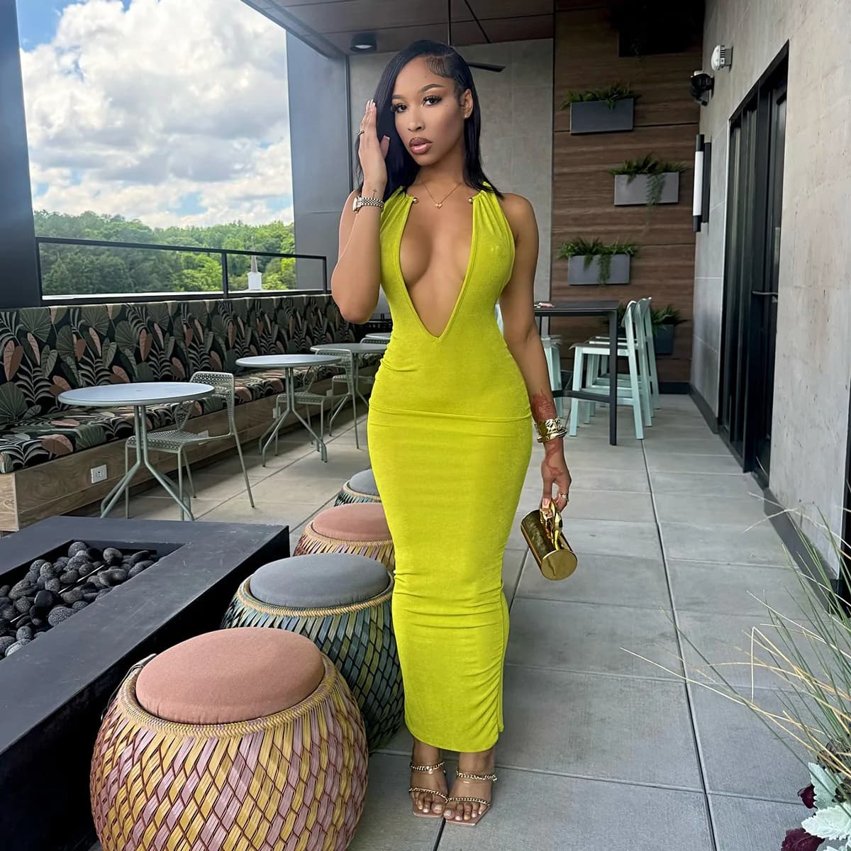 Personalized Street Nightclub Party Dress 2025 New Beach Vacation Dress Sexy Deep V-neck Metal Circle Decoration Slim Long Skirt