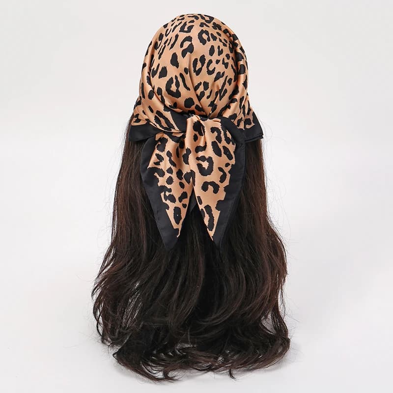 70*70 cm Sciarpa di seta Donna stampa leopardo Capelli Collo Quadrato Ufficio Scialle da donna Bandanna Musulmano Hijab Fazzoletto Silenziatore Foulard