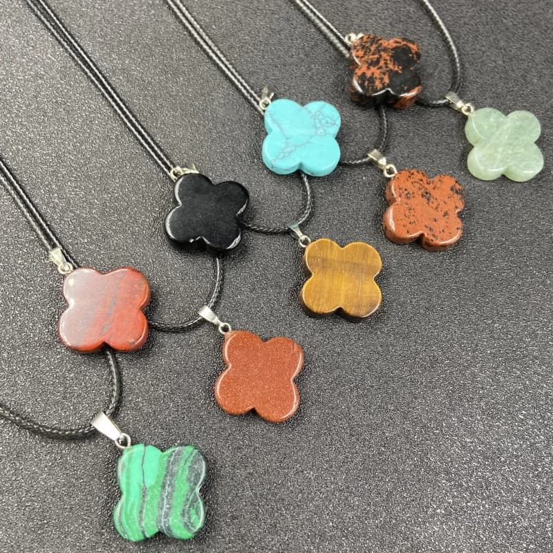 Ciondolo a forma di fiore di prugna semplice in pietra semipreziosa naturale 27x23mm per la creazione di collane, orecchini e accessori fai da te