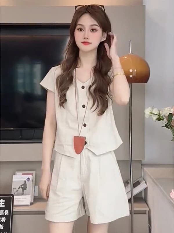 Summer 2026 New Fashionable Ladies' Set Casual High Waist Shorts Two-Piece Suit Elegant Style Compact Size Comfortable Shorts...