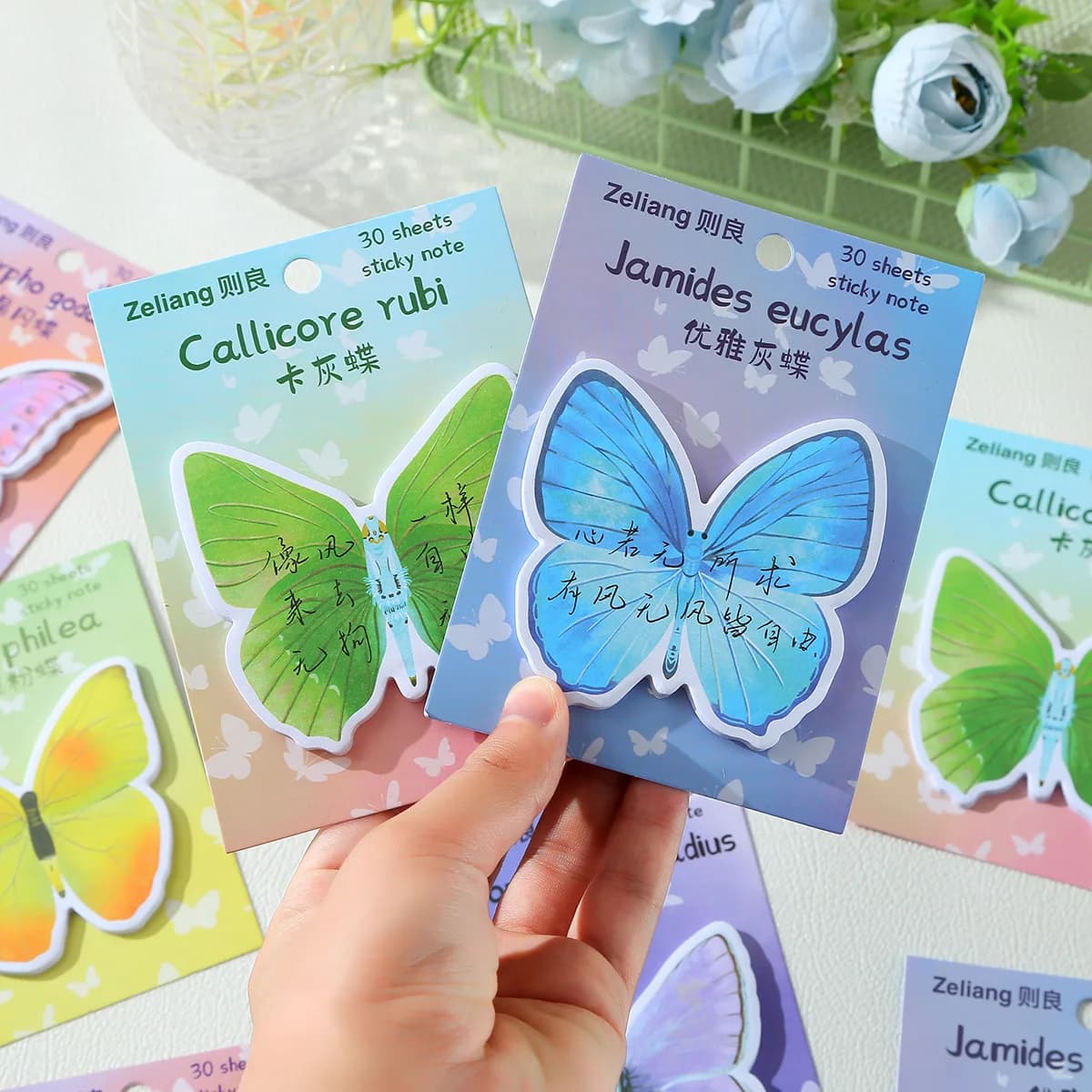 30 fogli Farfalla colorata Note adesive Cartone animato creativo Simpatico Memo Note Blocco note di carta Blocco note Blocco note di cancelleria Kawaii