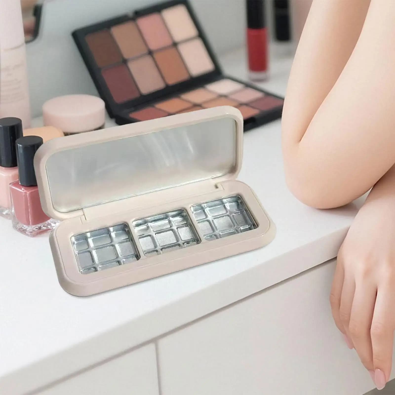 Empty Makeup Palette Box Lightweight Cosmetics Container for Women Girls