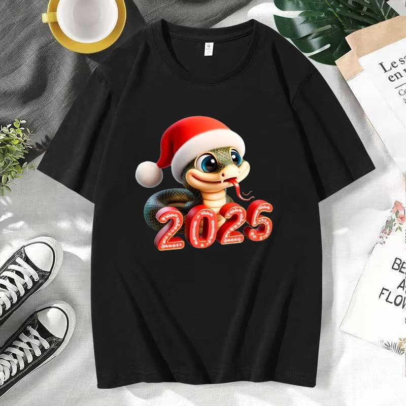 T-shirt serpente di Capodanno 2025 unisex Harajuku magliette grafiche casual Kawaii Cartoon estate manica corta Tee Y2k Top uomo
