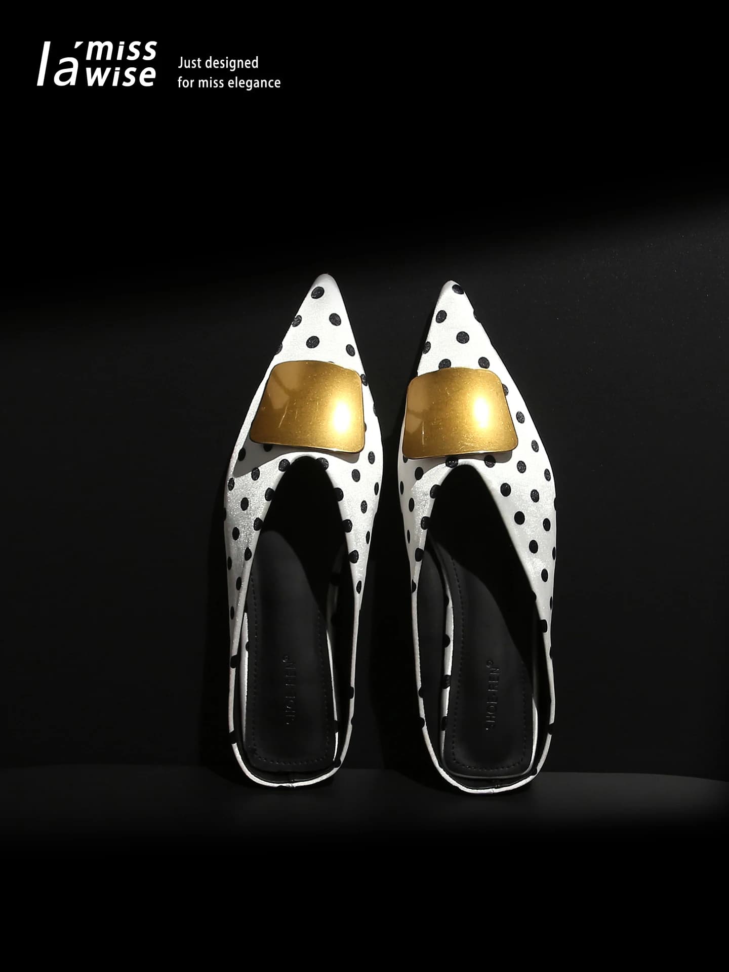 Mules a fondo piatto con pois, slip-on a punta, ciabatte da donna per esterni, nuovo stile 2026, sandali comodi Lamisswise