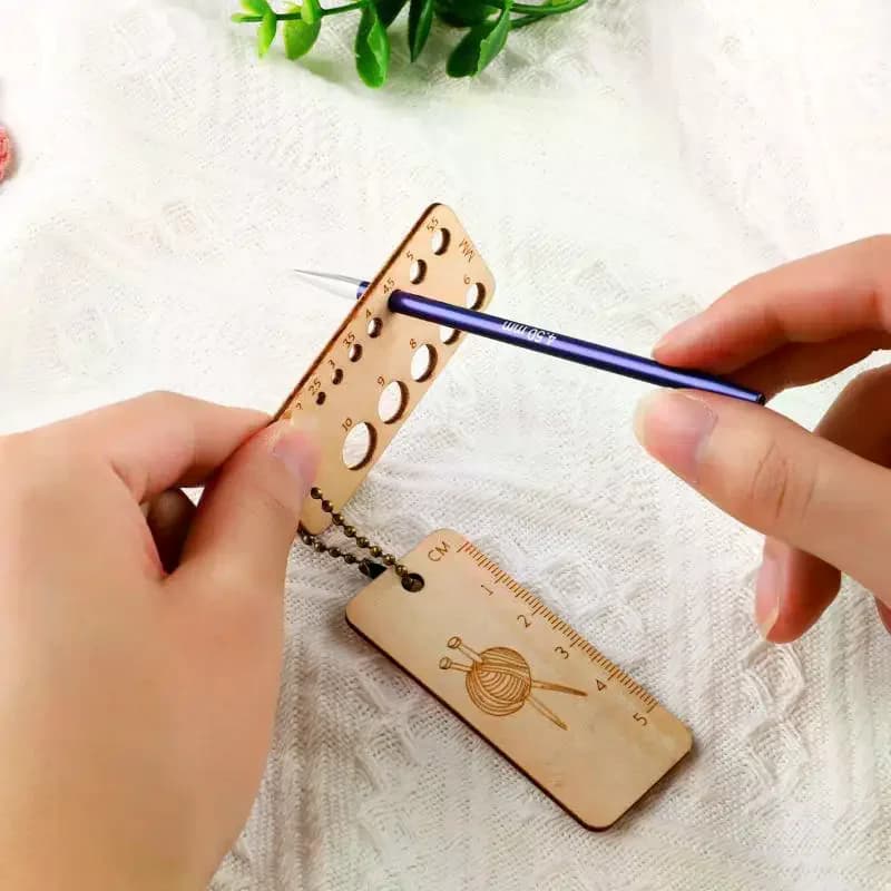 /PFU/Knitting Ruler Gauge Locking Stitching Markers Knitting Crochet Stitching Marker DIY Wooden Stitching Needle Clip Wooden