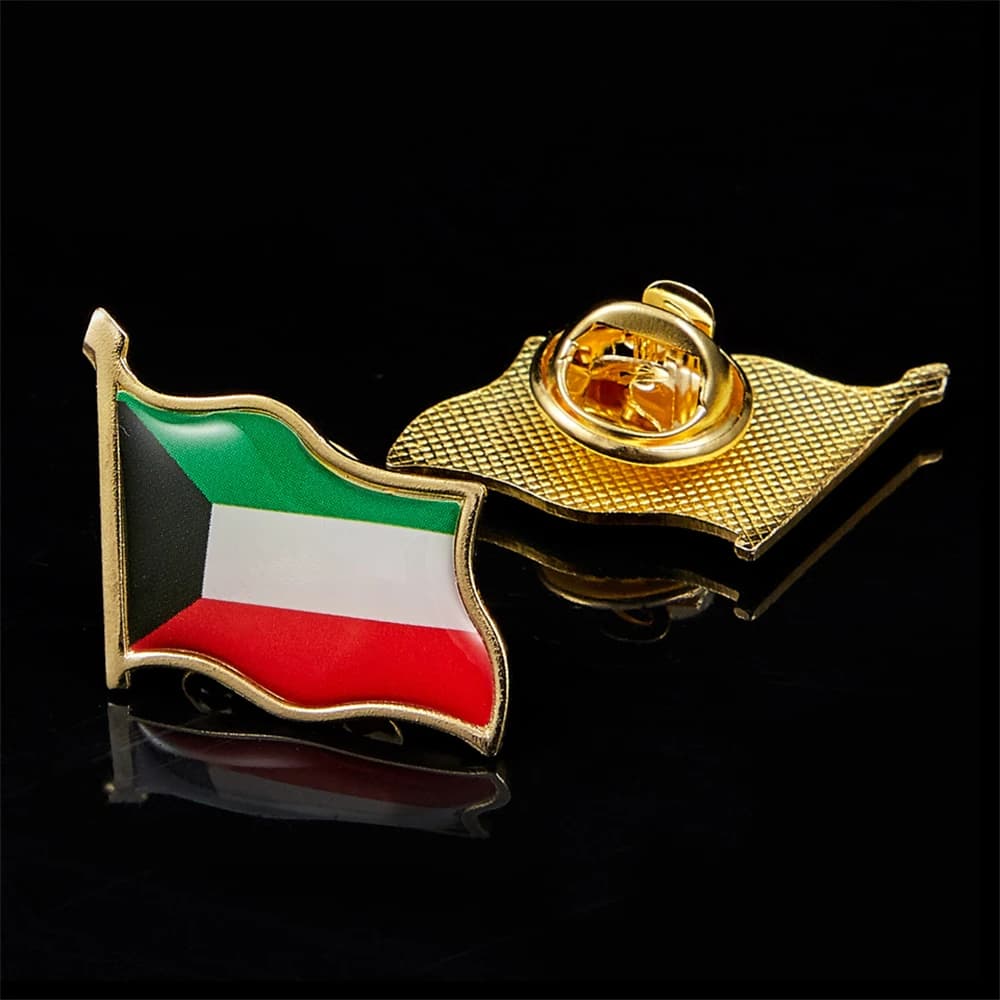 Medio oriente Kuwait bandiera del paese spilla smaltata in metallo Souvenir cappello uomo donna spilla spilla accessori per vestiti