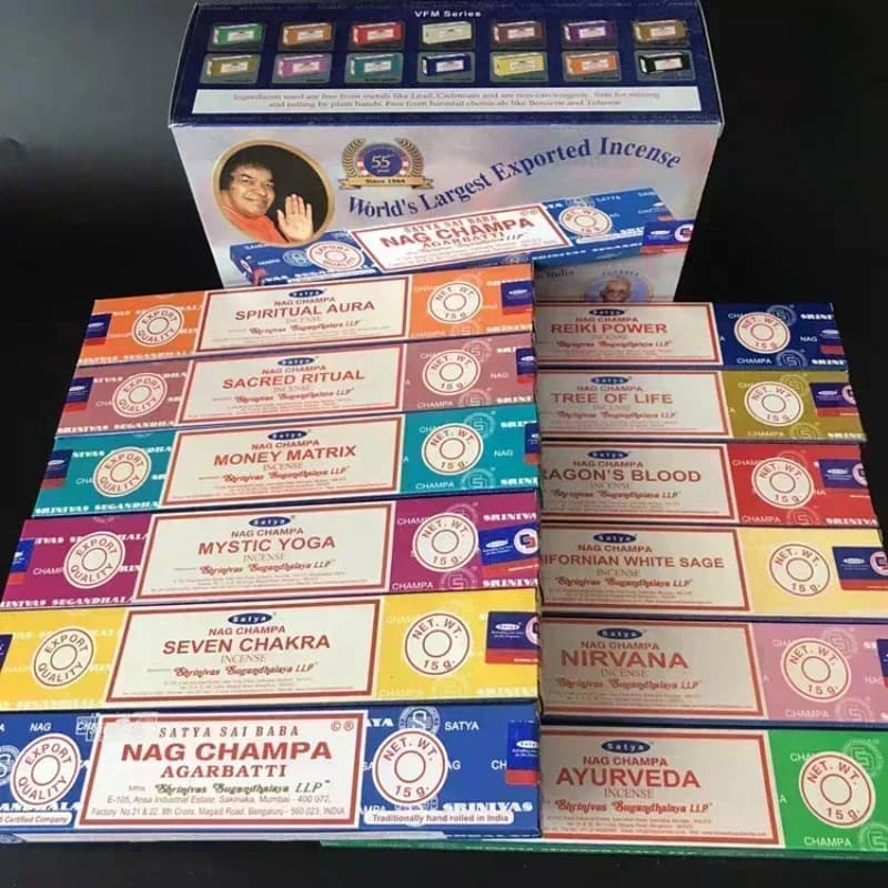 5 SCATOLE Bastoncini di Incenso Indiano Salvia Bianca Legno di Sandalo Naturale Per Uso Domestico Interno Aria Pulita NAG Champa Satya Incenso Lavanda Fatto A Mano