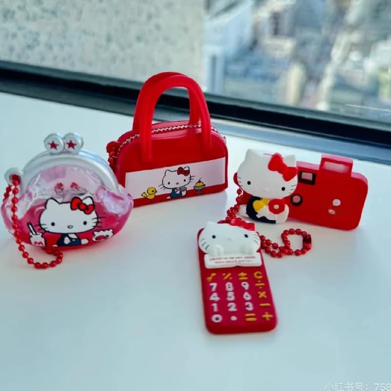 Nuovo Stock Scatola a Sorpresa Gatto Rosso KT, Utilizzabile Come Ciondolo per Zaino, Come Regalo di Compleanno a Sorpresa. Collezionabili che possono essere regalati alle ragazze