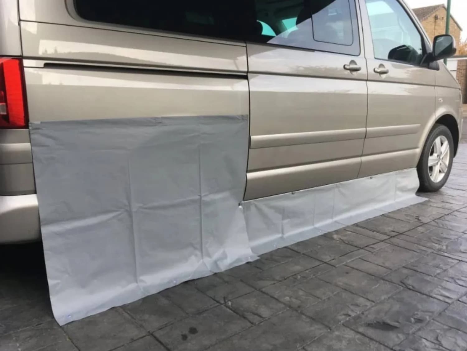 A set of waterproof sun curtain shooting skirt kit for campers with wear-resistant hub cover for campers and motorhomes for VW T5 T6