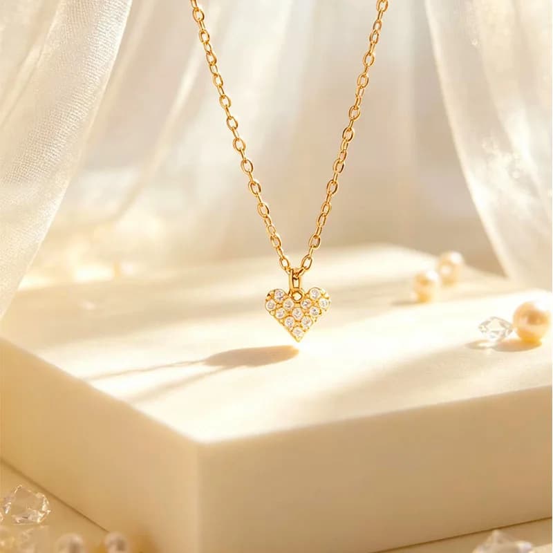 1Pc European and American new fashion love pendant necklace, inlaid with zircon collarbone necklace, high-quality simple necklace