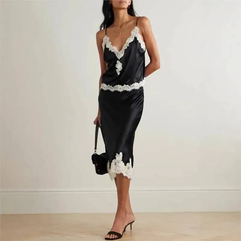 Eleganti Completi Donna Autunno 2026: Top Halter Senza Maniche con Schiena Scoperta e Gonna Lunga Dritta in Pizzo a Contrasto