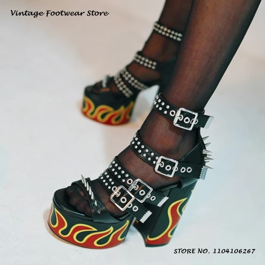 Sandali con rivetti stile punk, punta aperta rotonda, tacco grosso, taglie forti, da donna, casual, stile street, con fibbia a cintura, tacchi alti