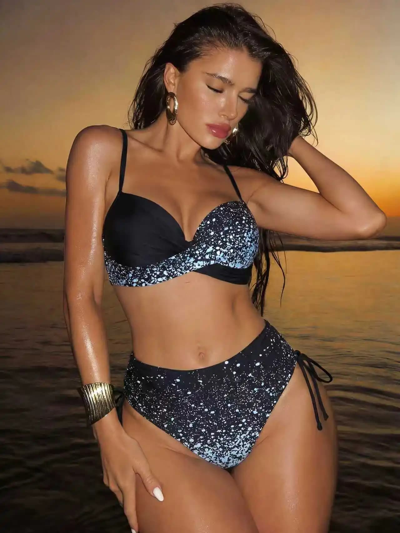 Costume da bagno bikini due pezzi sexy da donna 2026 a vita alta con bendaggio, slip modellante contenitivo per la spiaggia