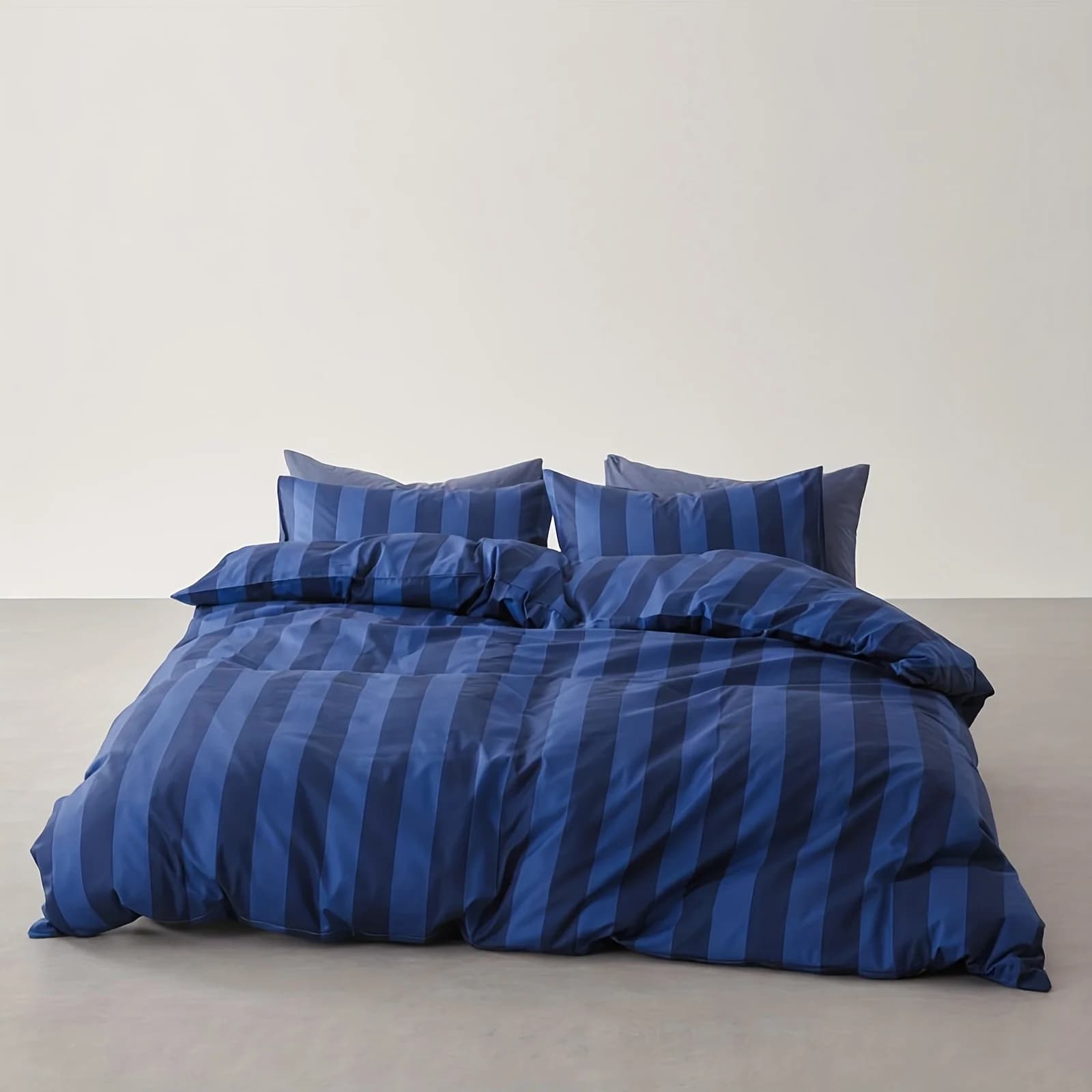 Set duvet in cotton with print line in dark blue minimalist style (2 pillows + 1 duvet cover) without cushion inserts, set cover in pure geometric striped cotton