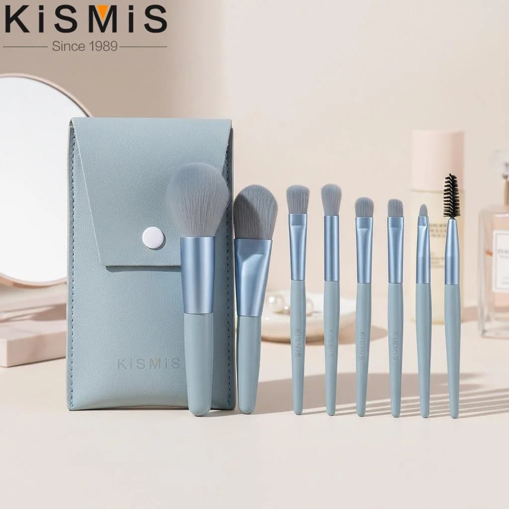 Set di 8 Mini Pennelli da Trucco Portatili per Viaggio, Pennelli Morbidi per Ombretto, Fondotinta, Cipria, Labbra, Correttore e Blush per la Bellezza Quotidiana