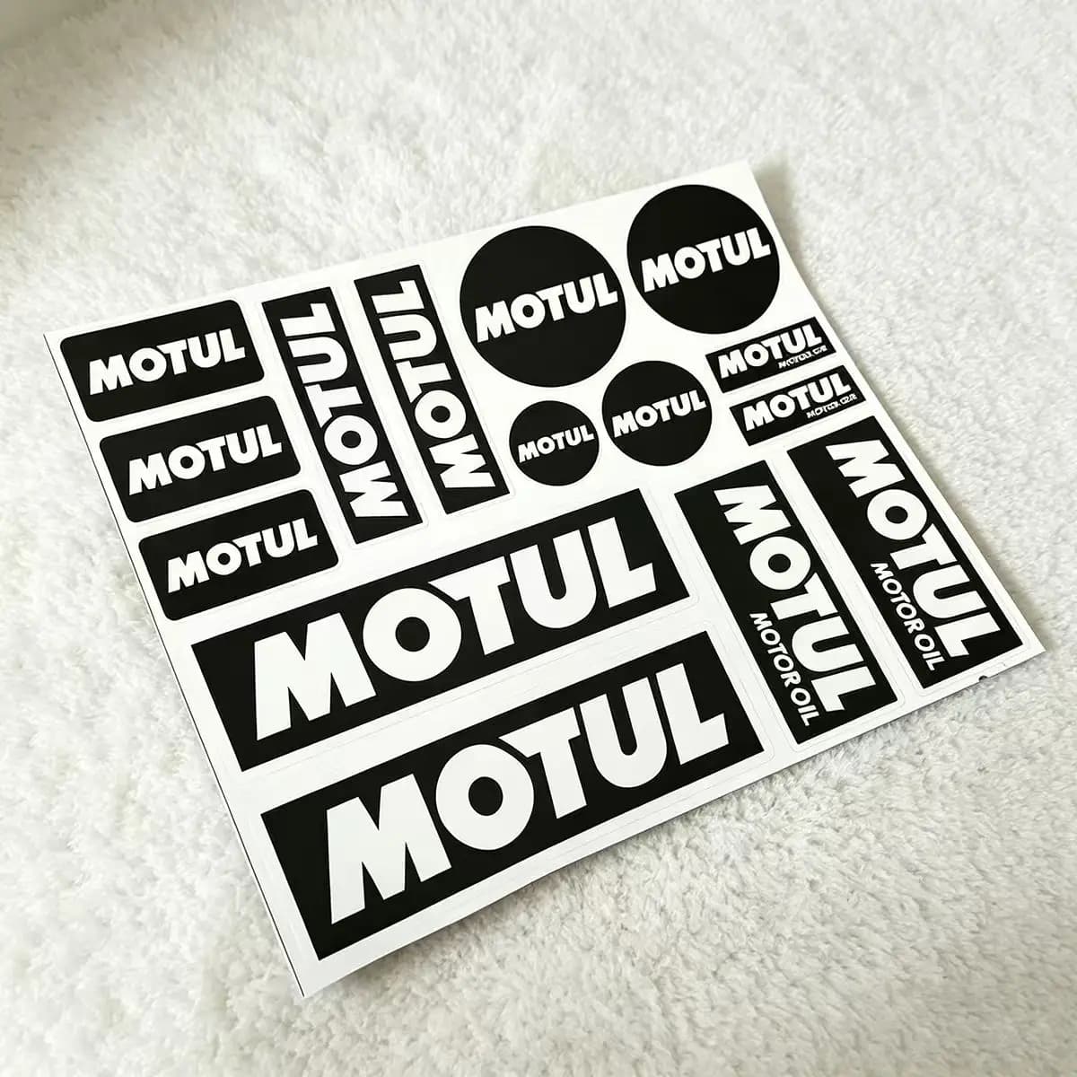 Kit Adesivi Riflettenti MOTUL per Serbatoio Moto, Casco, Bici e Auto, Compatibile con Yamaha, Honda, Suzuki, Kawasaki, KTM, Ducati