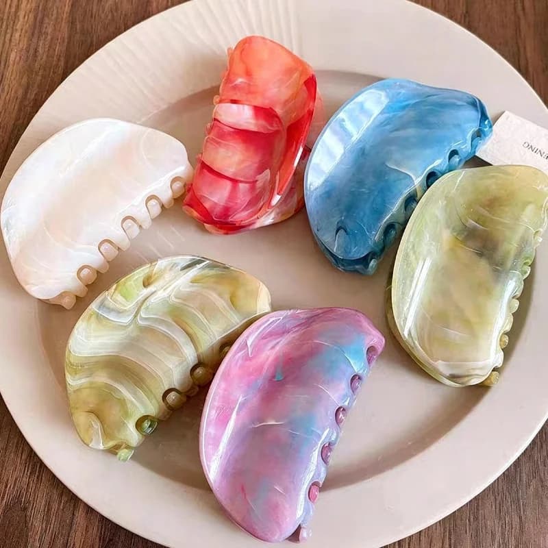 1/5pcs Smooth Semi-Circular Acrylic Hair Claw Clip For Women With Unique Blended Marble Texture Suitable For Travel Commuting
