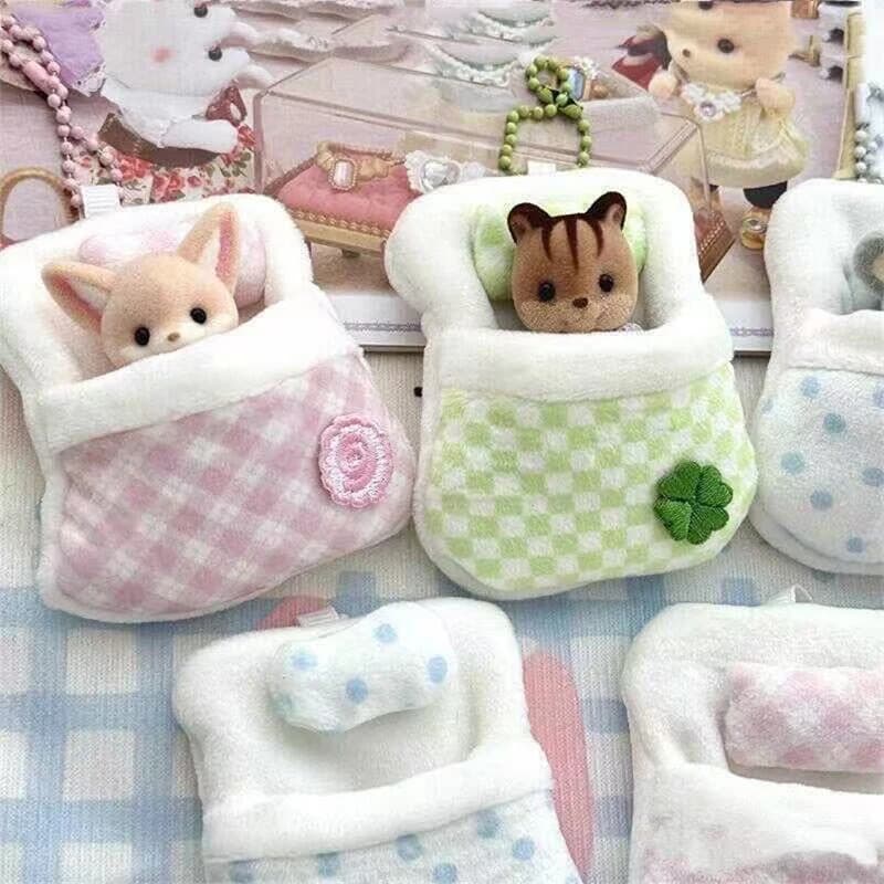 Nuovo Simpatico Pupazzo di Peluche Anime a Forma di Animale, Mini Pupazzo con Trapuntino a Quadrifoglio, Sacco a Pelo per Bambole, Piccolo Trapuntino - Hot