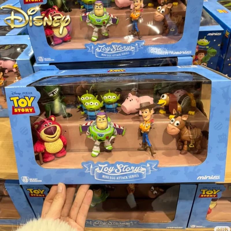 Genuino Toy Story Action Figure Giocattoli Woody Jessie Buzz Lightyear Forky Pig Bear Figure Set Modello Figurine Set Regali bambola Giocattolo