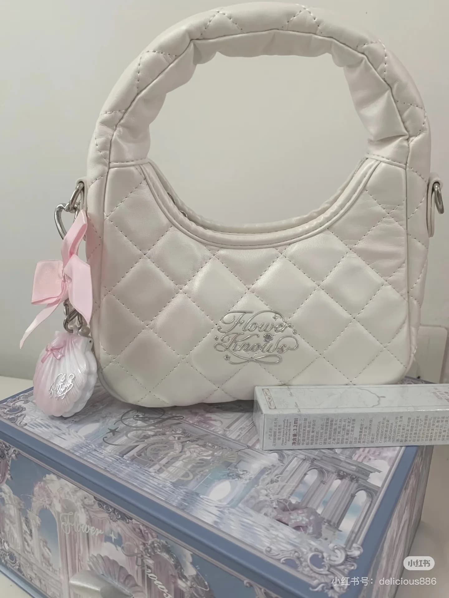 Flower Knows New Style Limited Edition Shell's Jewel Cosmetic Bag