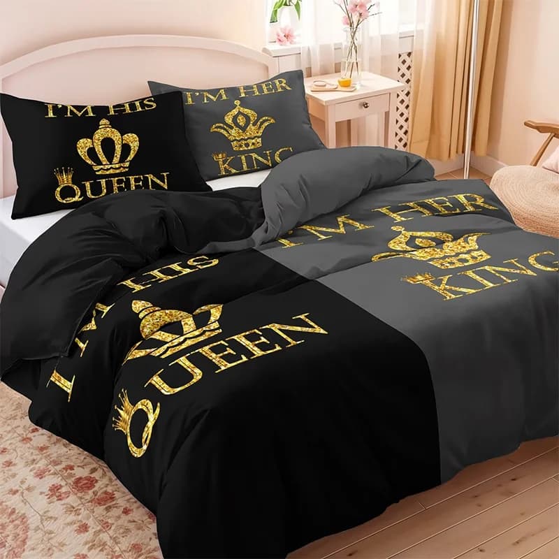 Set di biancheria da letto a tema Queen & King 3 pezzi per coppie, con lettere inglesi stampate sulla copripiumino, disponibile in tutte le misure.