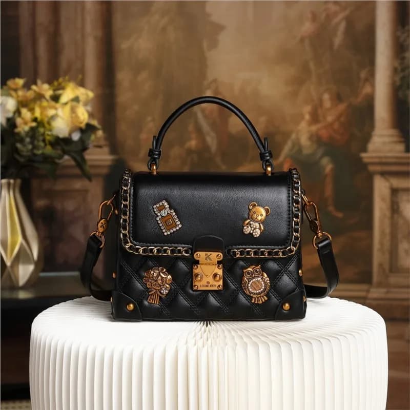 Borsa da donna 2026 autunno e inverno nuova moda leggera di lusso con griglia di diamanti decorazione distintivo versatile tracolla a spalla singola