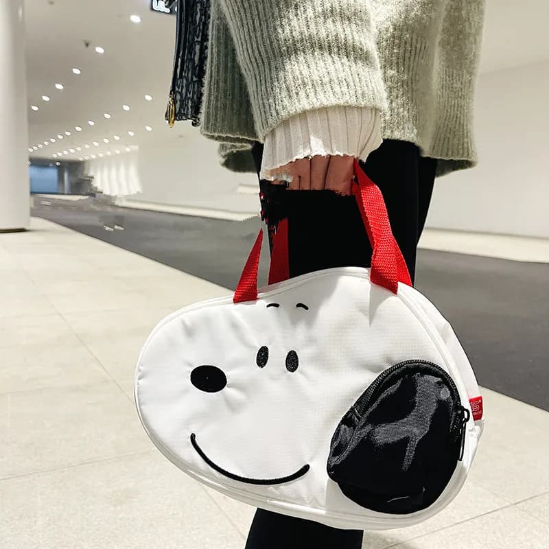 Animazione dei cartoni animati Snoopy Borsa isolata per il tempo libero da viaggio portatile bianca di nuovo stile con scatola per il pranzo al riso