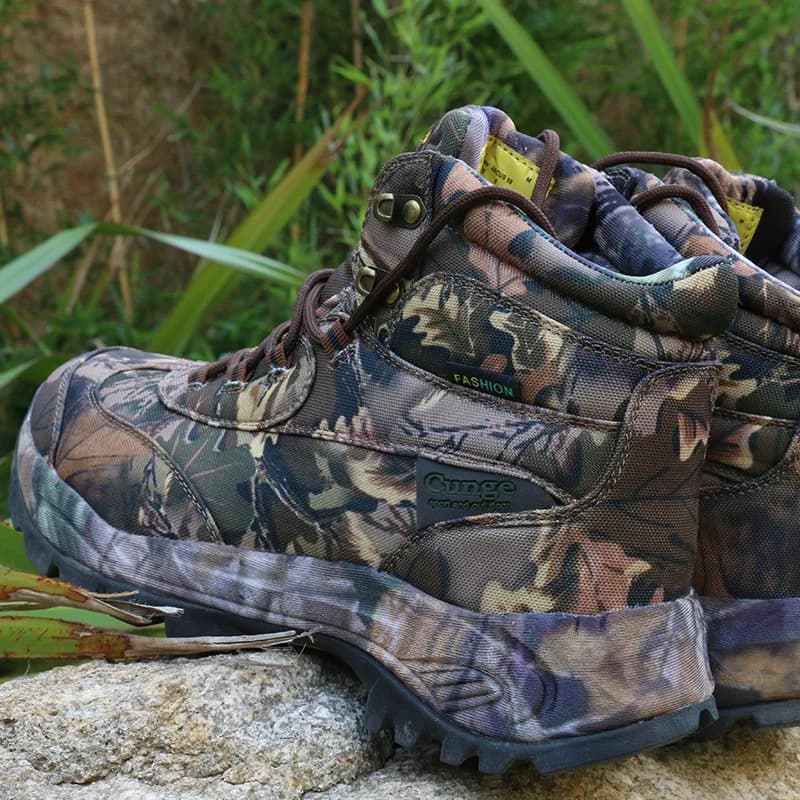 Stivali da caccia KOWM stivali da trekking maschili tattici da combattimento nel deserto scarpe da trekking scarpe alla caviglia impermeabili da uomo scarpe da ginnastica alte calde