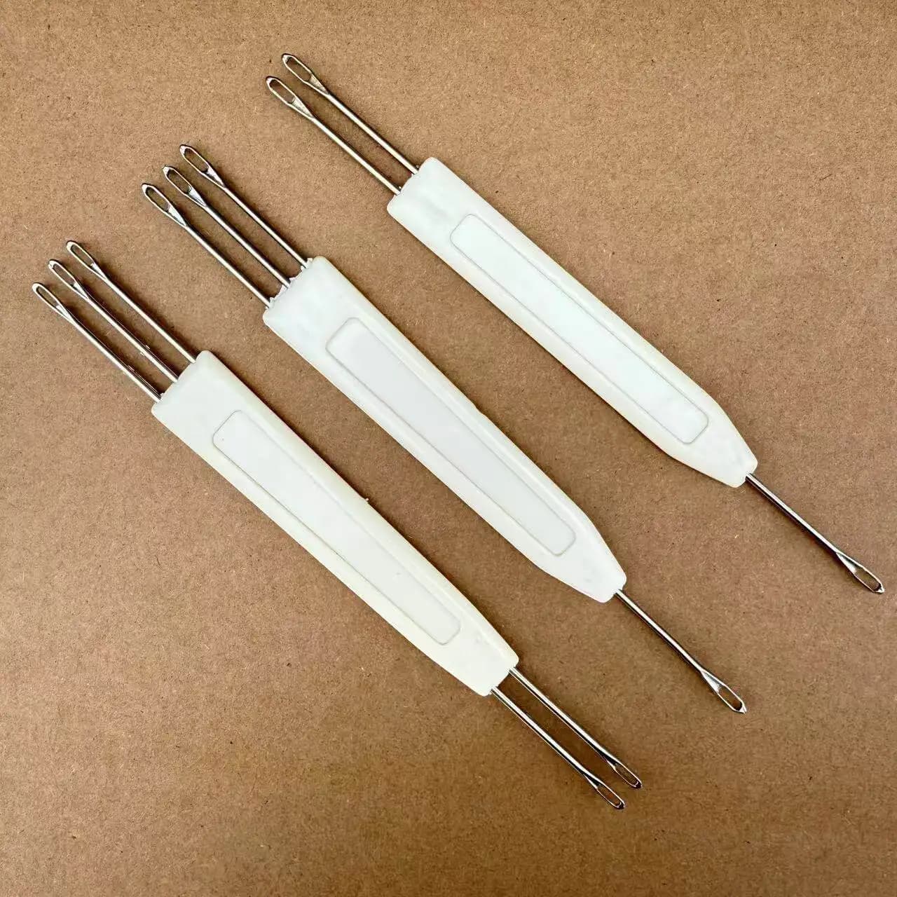 Macchina per maglieria fai-da-te a 4 aghi Kh160, 3 pezzi, con alimentatore automatico del filato e spaziatura tra le aghi di 6 mm.