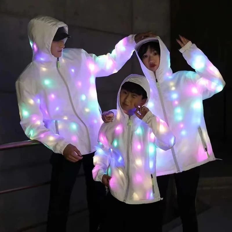 Luci a LED Vestiti impermeabili Fantastiche oggetti di scena per la corsa notturna Luce a LED Rave Giacca per adulti Bambini Spettacolo di danza Fancy Dress Flash