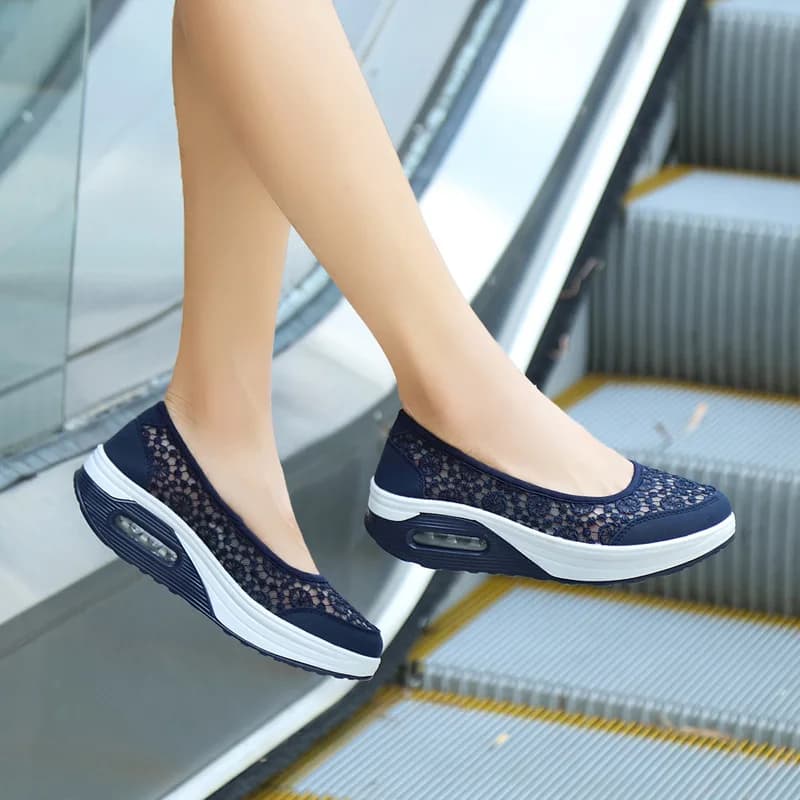 Scarpe da ginnastica slip-on casual in pizzo a contrasto Donna Primavera Autunno Punta tonda Scarpe da corsa sportive Femme Going Out Stile coreano