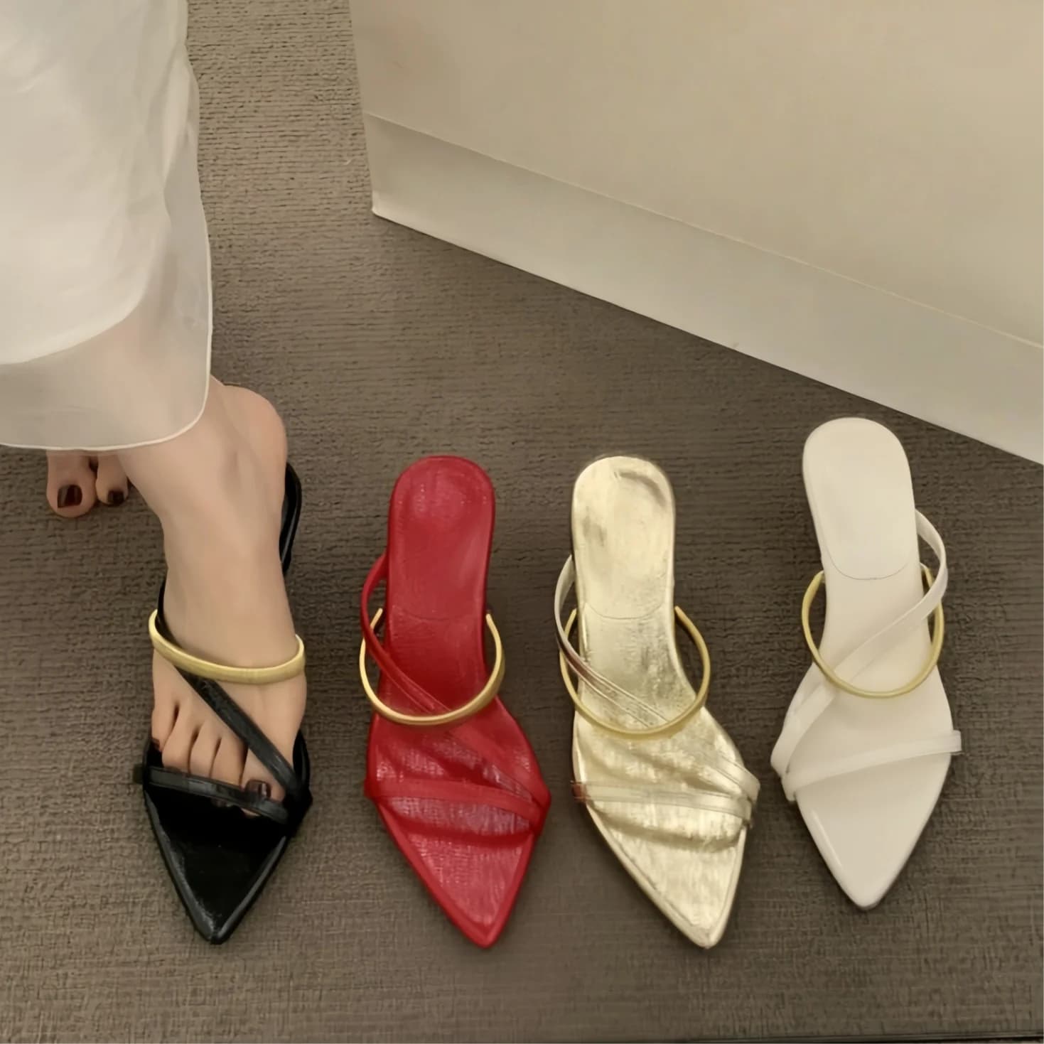 Eleganti Sandali con Tacco a Punta da Donna, Ciabatte con Zeppa, Scarpe con Tacco, Nuove Ciabatte Estive alla Moda con Zeppa per Donna