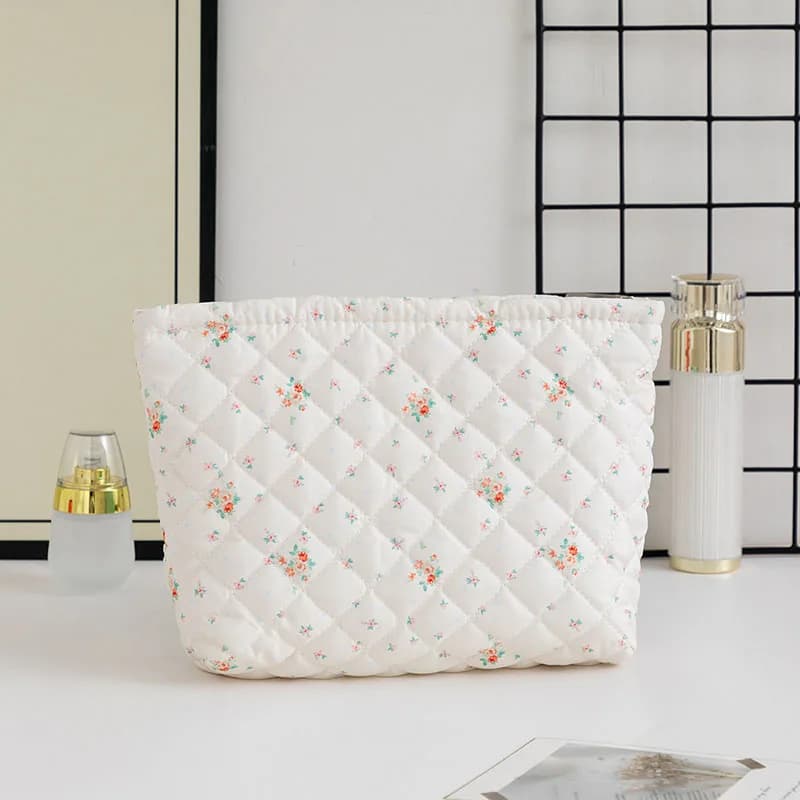 Borsa per cosmetici trapuntata con stampa floreale per ragazza, grande borsa da toilette, organizer per borsetta, accessori da viaggio per il lavaggio delle donne carine