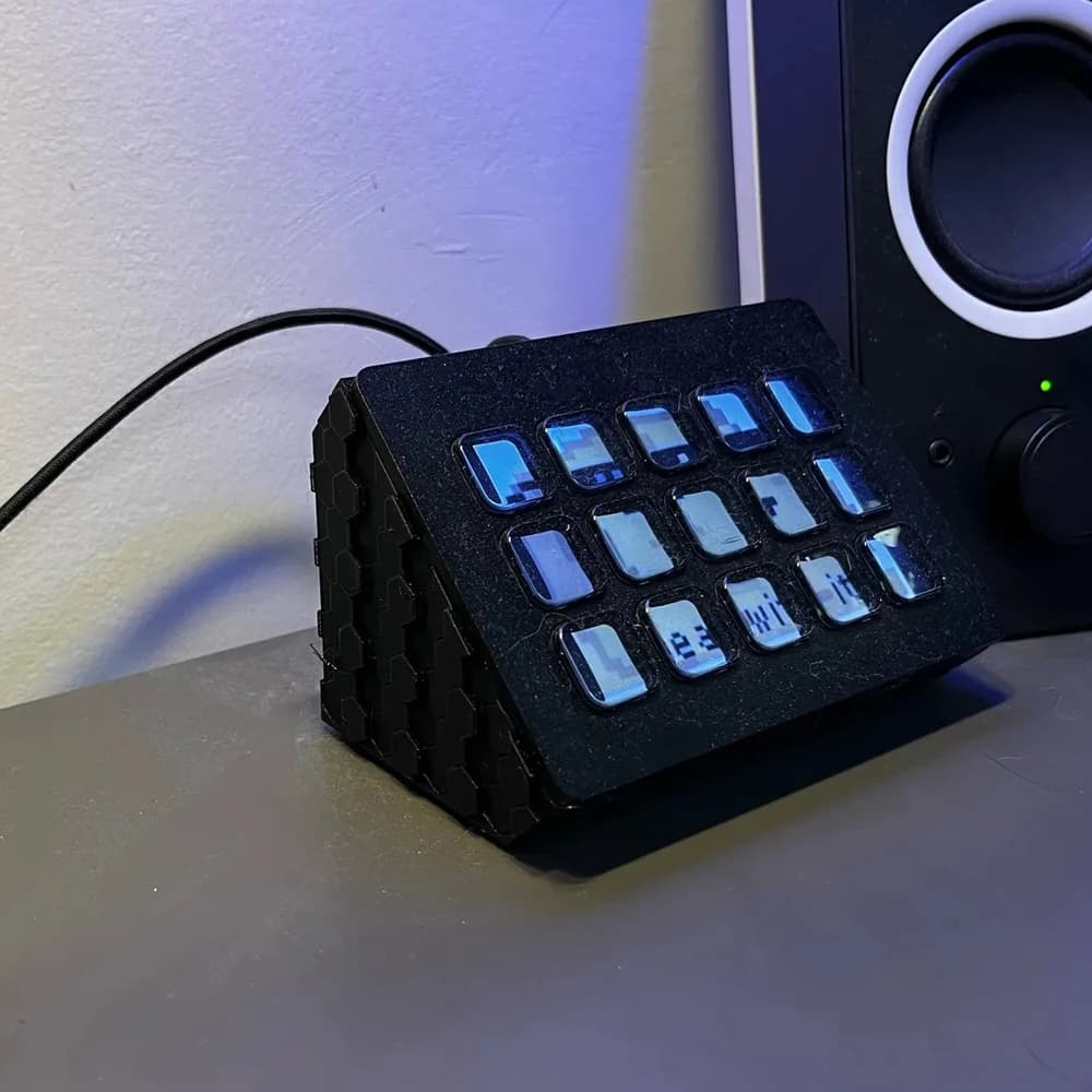 Staffa base per esposizione tastiera Stream Deck PLA+ espositore da tavolo nero