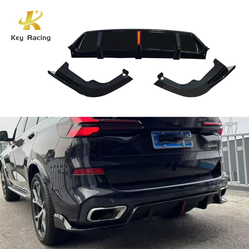 Diffusore Posteriore con Alette e Splitter con Luce LED per BMW X5 G05 M Sport 2020-2025 M50i M50d M60i M60d