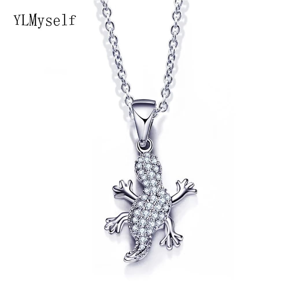 YLMyself Gecko Collana con ciondolo con zirconi cubici, regalo di gioielli ipoallergenici color argento per lei, delicato fascino animale
