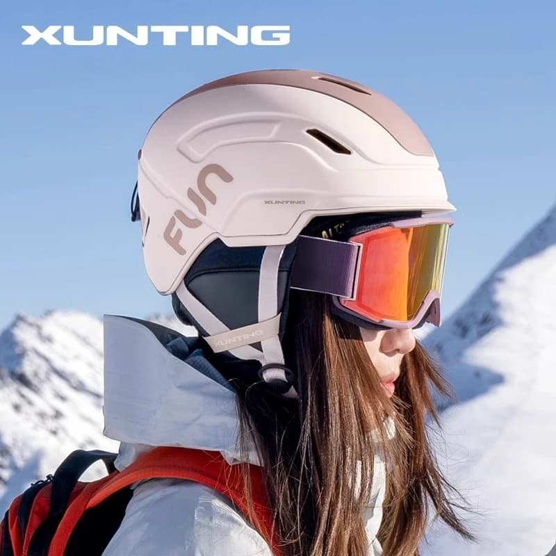 Casco da sci professionale per uomo e donna Attrezzatura da snowboard anticollisione con isolamento termico Attrezzatura di protezione per lo sci per adulti