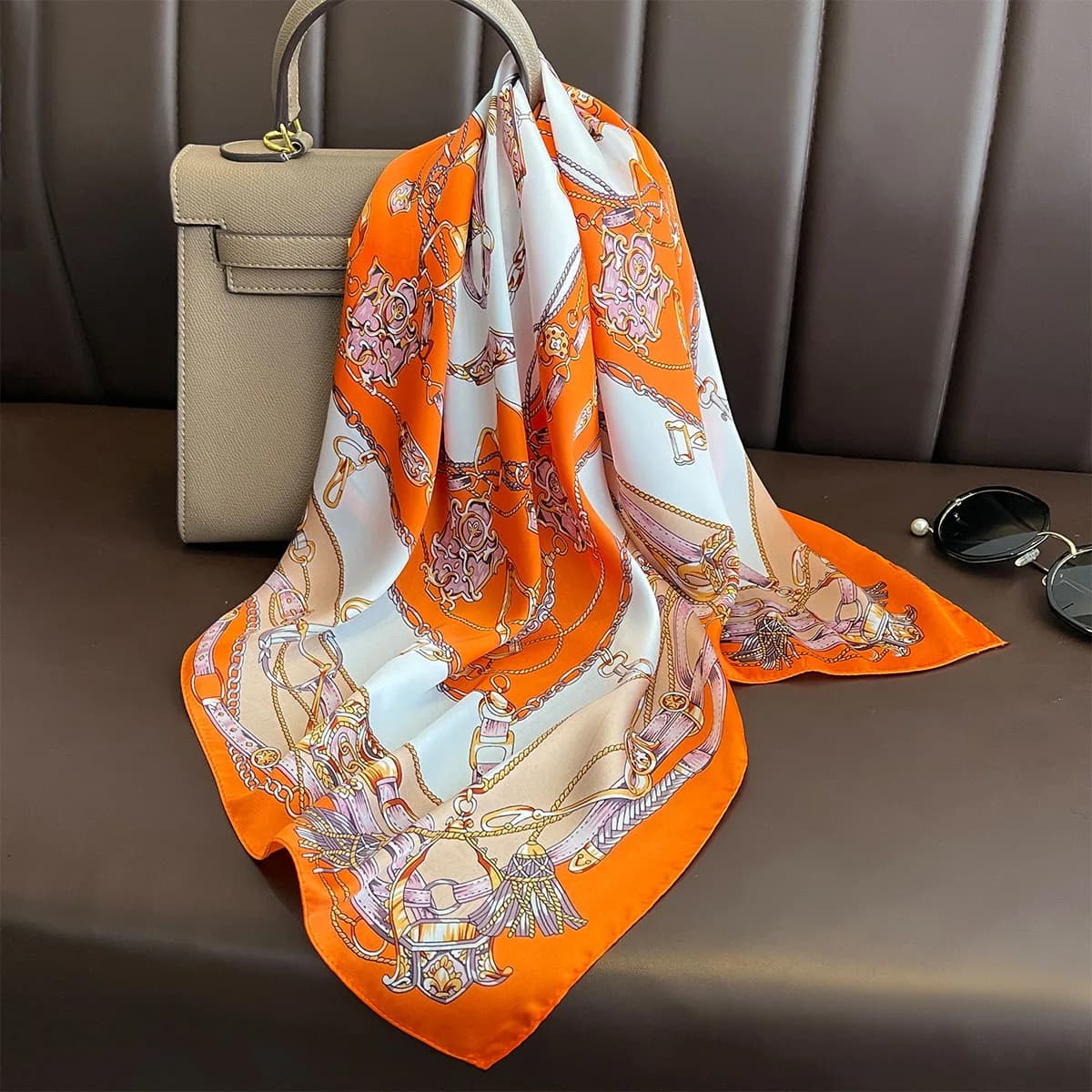 Foulard Quadrato in Seta con Stampa a Catena di Lusso 2025 per Donna, Hijab, Fascia per Capelli, Sciarpa da Collo 70cm, Nastro in Raso, Fascia per Capelli Femminile