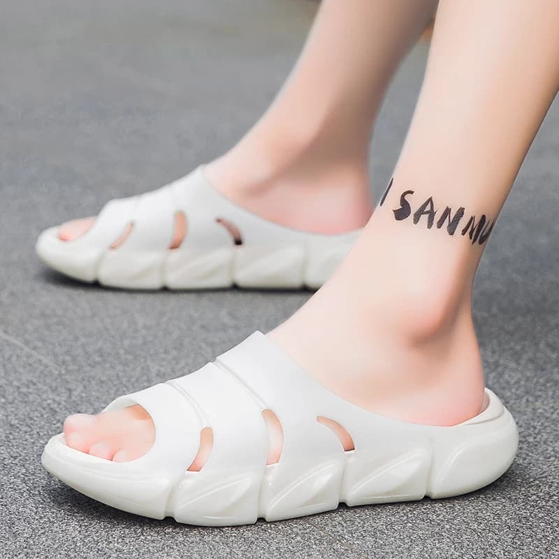 TPU Jelly glow-in-the-dark pantofole con plateau da uomo step on poo feeling infradito sandali da spiaggia per sport all'aria aperta