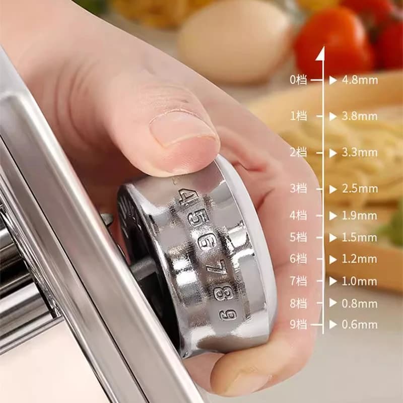 Piccola macchina per pasta manuale per uso domestico Manovella in acciaio inossidabile con vassoio Regolazione dello spessore a 6 livelli 150MM