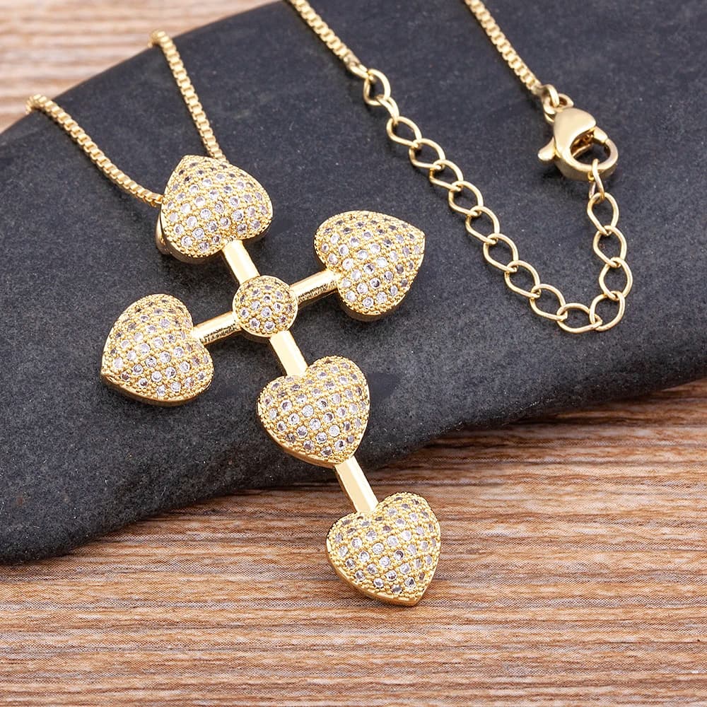 New Gold-Plated Fashion Design Heart And Cross Pendant Women's Necklace Copper Zircon Exquisite Jewelry Best Wedding Party Gift
