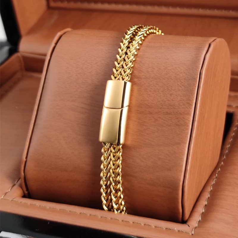 Bracciale a catena dorata per uomini e donne, cordolo in acciaio inossidabile Bracciale a maglie cubane Hip Hop Regalo di gioielli da polso alla moda Nuovo 2023