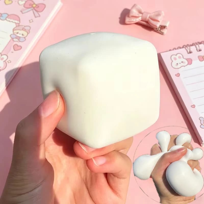 Giocattolo Morbido e Soffice a Forma di Tofu Bianco Latte, Giocattolo Antistress Sensoriale Quadrato Bianco Carino, Pallina di Pasta Modellabile, Regalo per Adulti